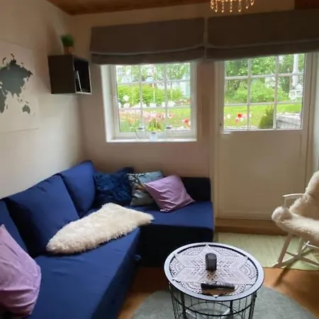 Appartement Praktisk Med Gratis Parkering Sentralt *