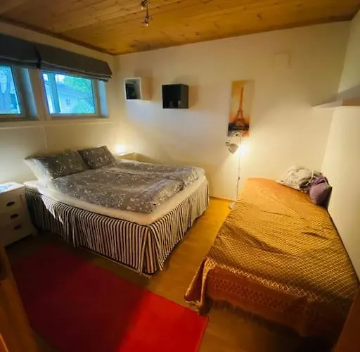 Leilighet Praktisk Med Gratis Parkering Sentralt Tromsø